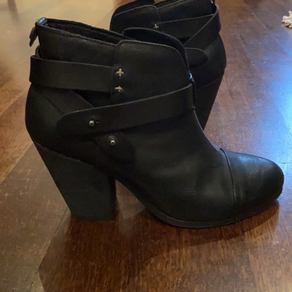 Rag and Bone black booties - Picture 3 of 7